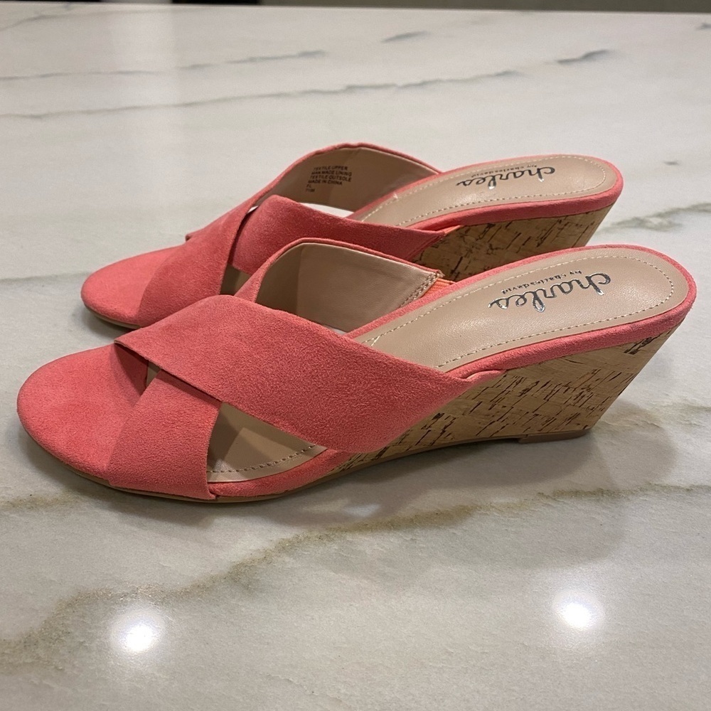 Charles by Charles David Pink Suede Wedges size 7.5 Cork Mules NWOT - Picture 3 of 14